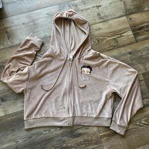 Y2K Betty Boop Tan Velour Full-Zip Cropped Hoodie Size XL